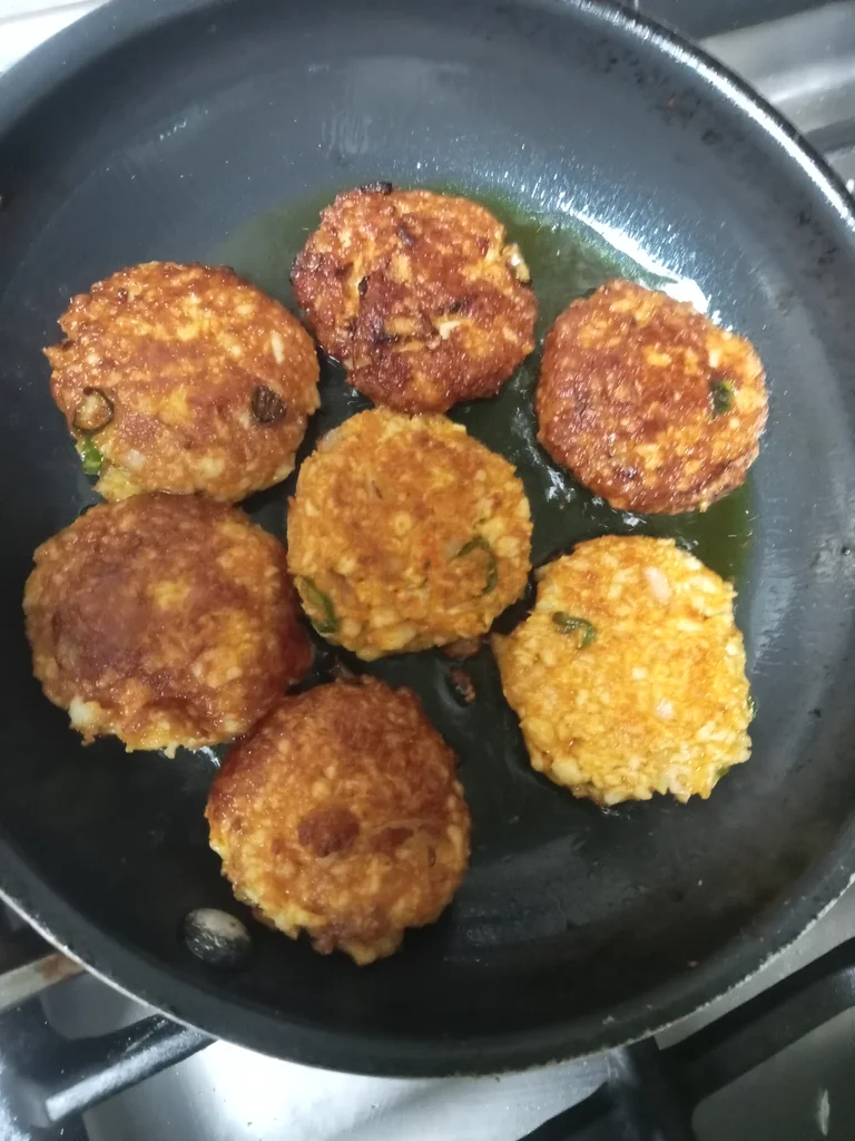 Part time cook62930655353474112