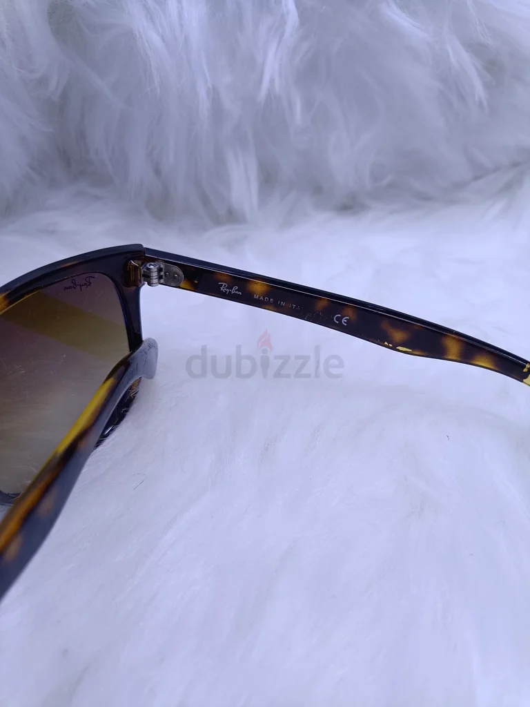 Slightly used original Ray ban glasses63239076218371114