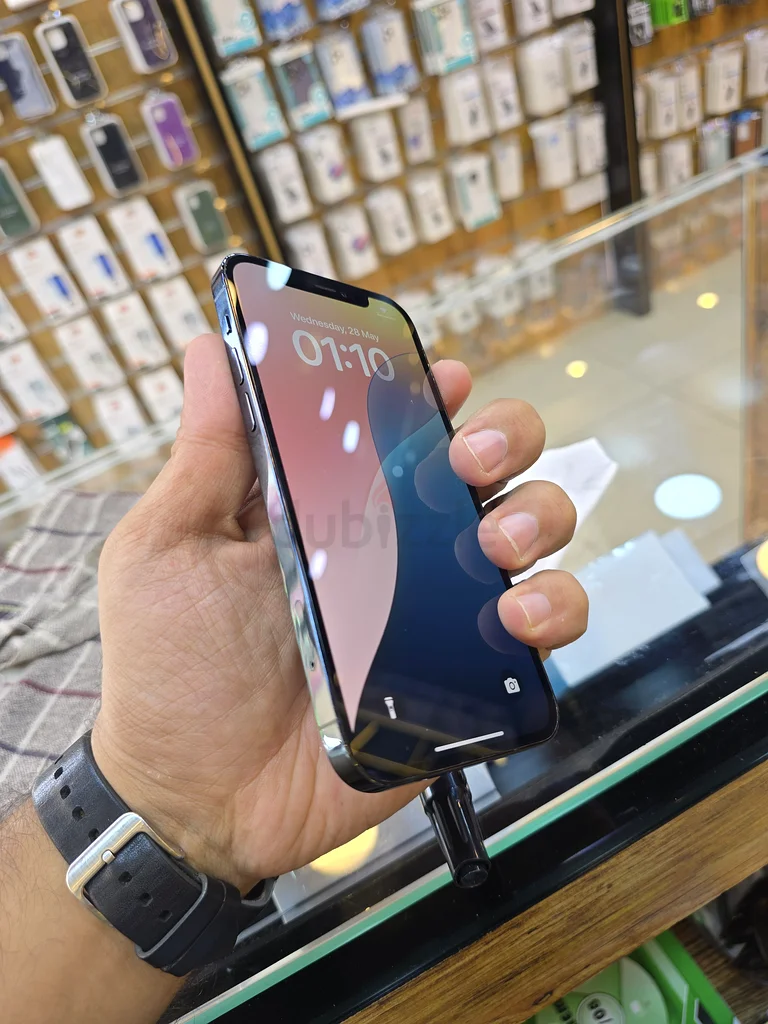Iphone 12 pro 256gb original phone Face id not working63180847540097113