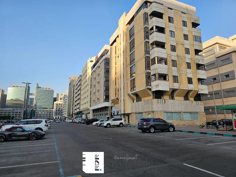 40 شقة - طاقم مبنى كامل أو فندق62869773917443111