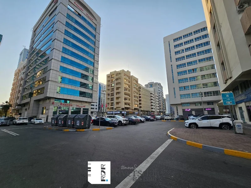 40 شقة - طاقم مبنى كامل أو فندق62869773917443112