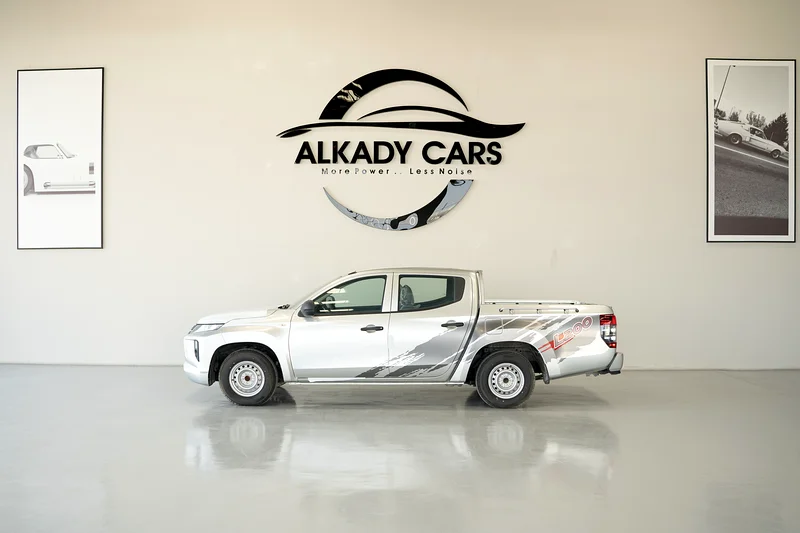 MITSUBISHI L200 2WD MODEL 2023 MANUAL ( LIMITED STOCK )63225696719617112