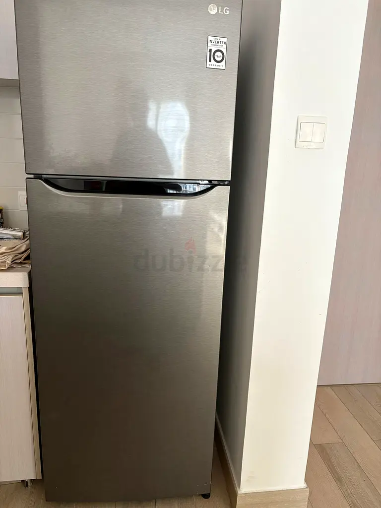 Sleek and Stylish LG Refrigerator for Sale