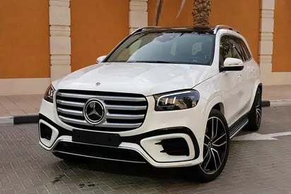 MERCEDES-BENZ GLS 450-NIGHT PACKEG 14000KM ONLY 5 YEAR WARRANTYSERVICE CONTRACT GARGASH-GCC SPE