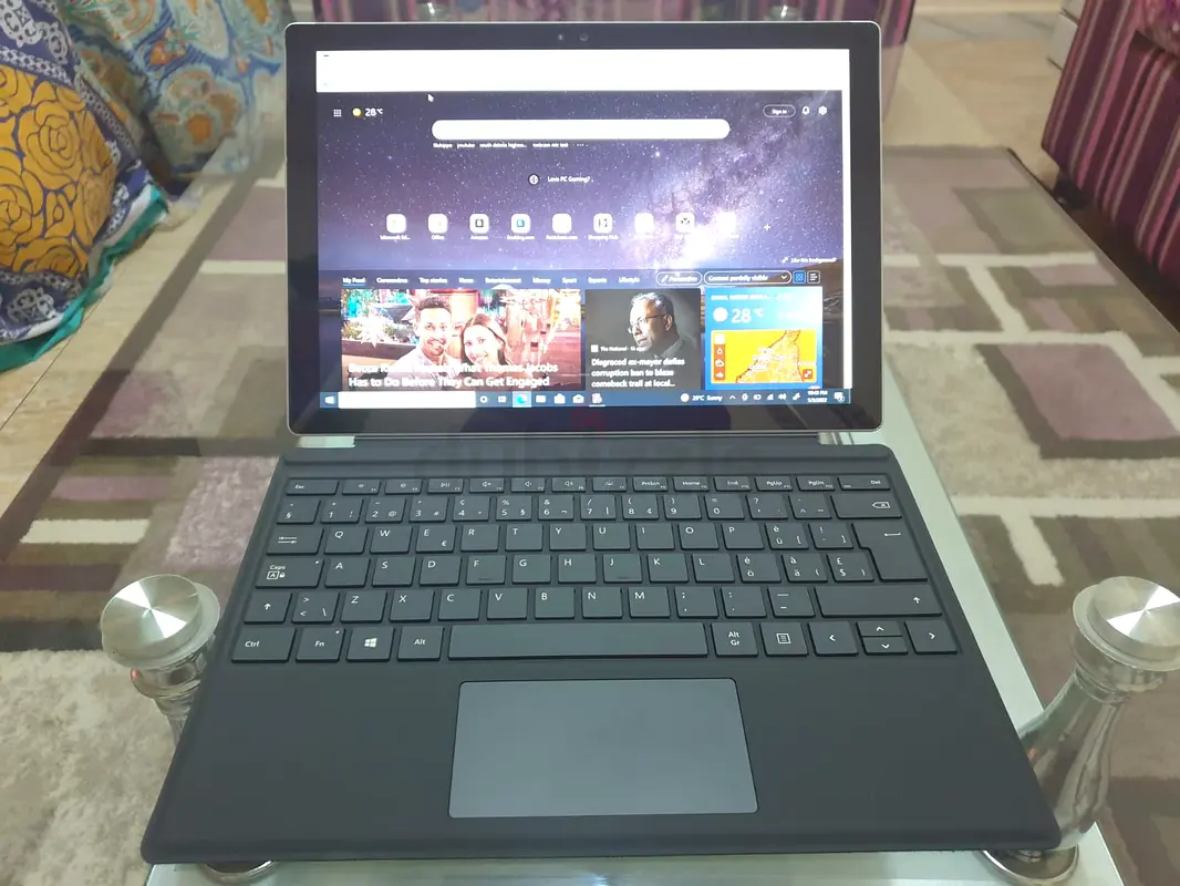 Microsoft Surface Pro 5_TouchScreen_Intel Core-i5_12.3 Inches_RAM 16 GB_SSD 256GB_VERY CLEAN63257635883010116