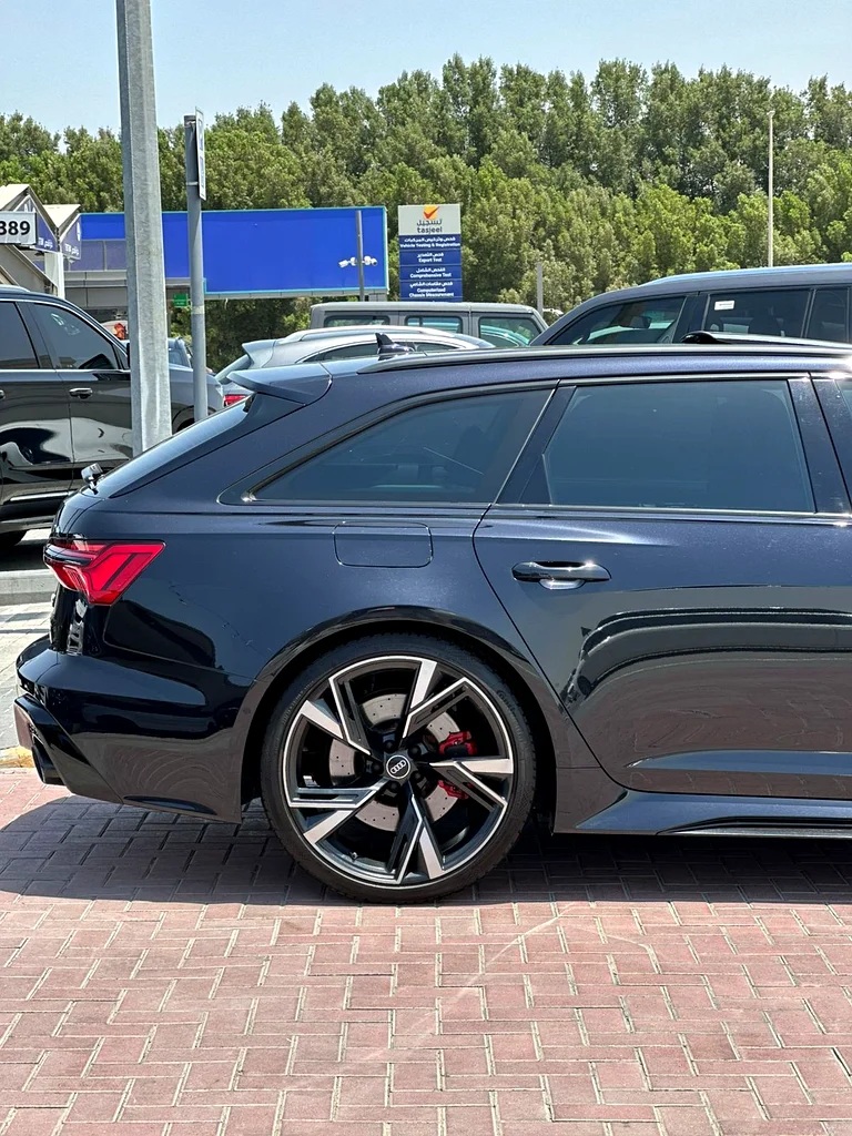 Audi RS6 AUDI RS6 - SUPER CLEAN - IMMACULATE CONDITION - LOW MILEAGE63149114464771113