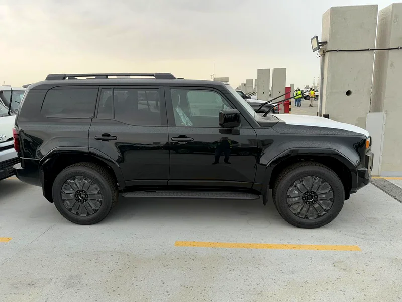 Toyota Prado Luxury Premium63157883328513111