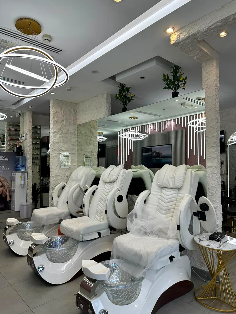 Running businesses for sale Beauty salon  Gents barber  cosmetic  personal care63265601811714111