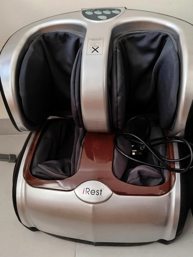 Indulge in Serenity with iRest Massage Chair - Your Personal Spa at Home!63242680571267110