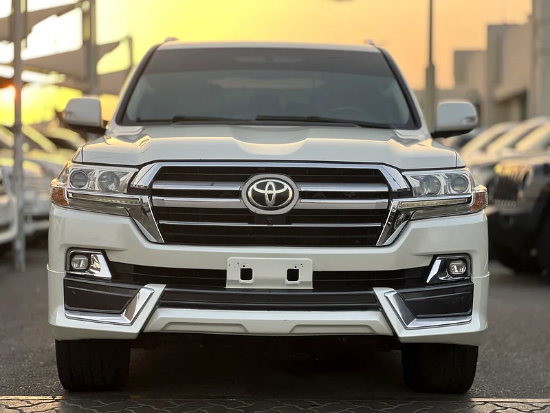 Land Cruiser GX.R 5.7L 2016 Gulf model, fully loaded, in excellent condition63158801867522118