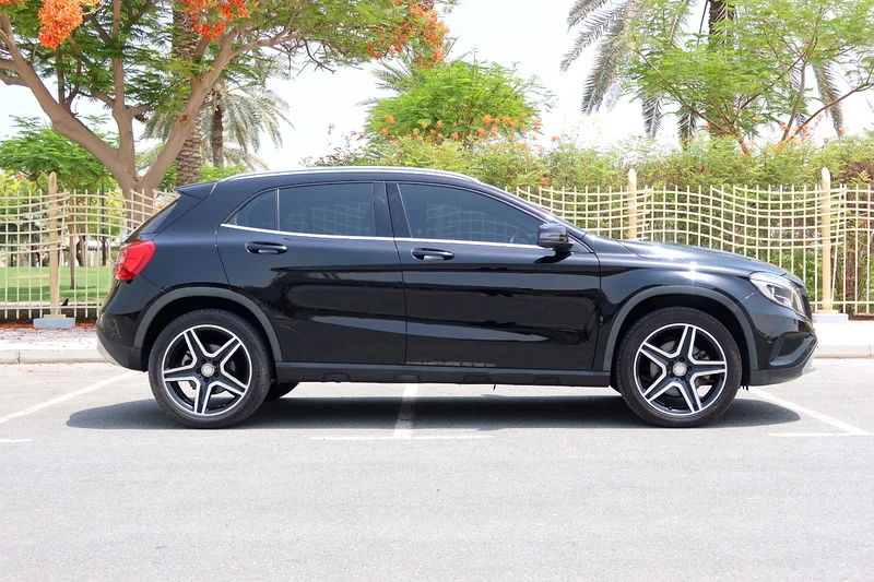 2017 MERCEDES-BENZ GLA 25063146744709505114