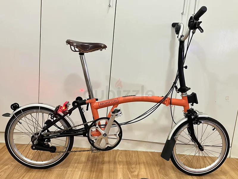 BROMPTON Folding Bike - Stylish  Compact!63200654480898111