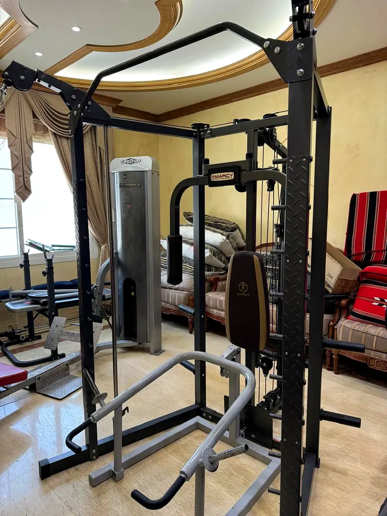Gym items63241654301954111
