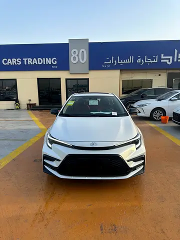 Toyota levin - sport black edition - 2.0 Hybrid - 2025