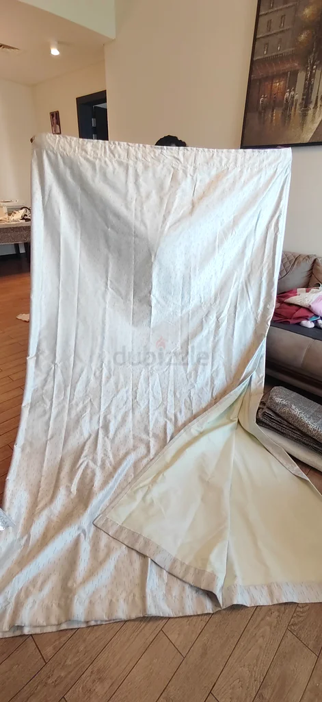 Curtains632228444184351124