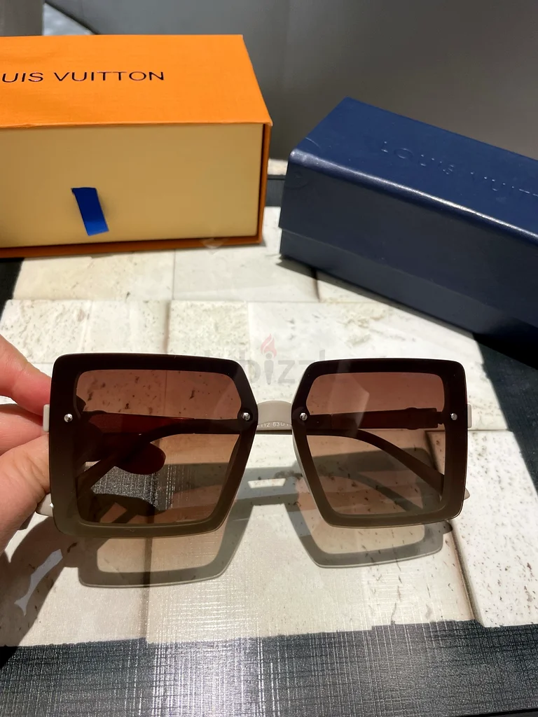 glasses63239073712258112