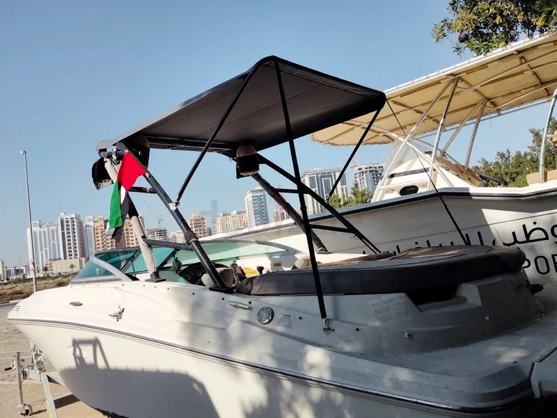 Boat for rent629296645350431121