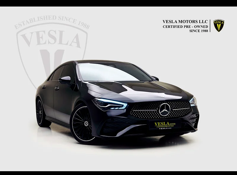 GCC / 2024  ///AMG PACKAGE + RED  INTERIOR + SUNROOF + CAMERA 360° + LANE ASSIST + AMBIENT LIGHTNING632306510586911125
