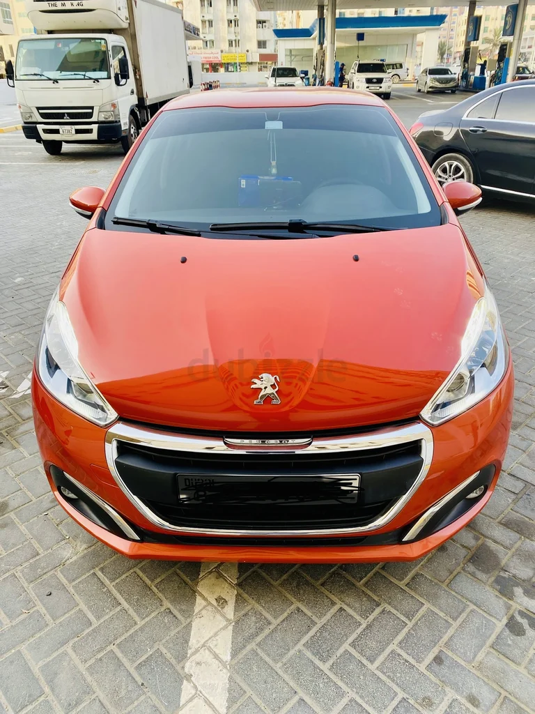 بيجو 208 GCC مع سجل صيانة من شركة النابودة62931647028739114
