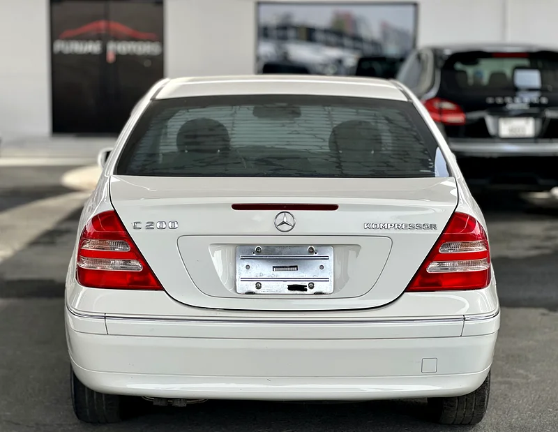 C200_ V4_ سنة 2002_استيراد ياباني جديد_عنوان نظيف_63145339245314113