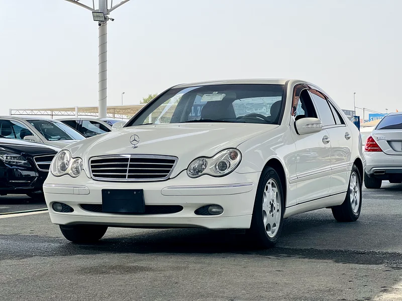 C200_ V4_ سنة 2002_استيراد ياباني جديد_عنوان نظيف_63145339245314111