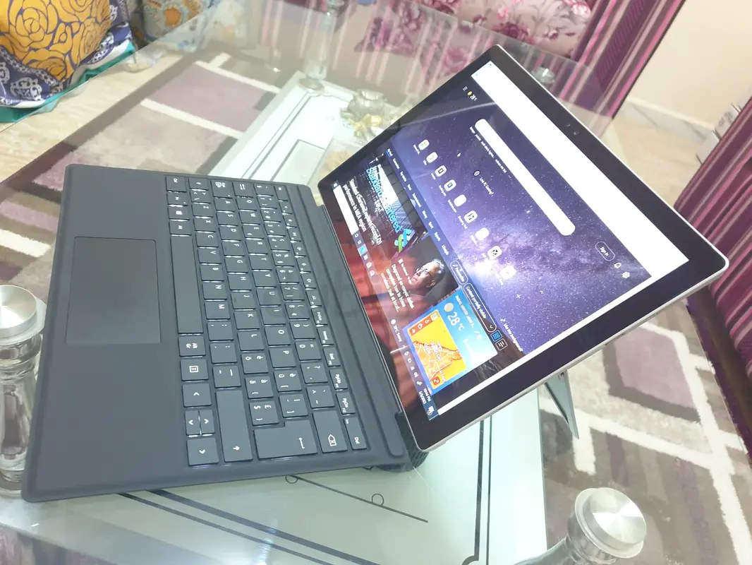 Microsoft Surface Pro 5_TouchScreen_Intel Core-i5_12.3 Inches_RAM 16 GB_SSD 256GB_VERY CLEAN63257635883010115
