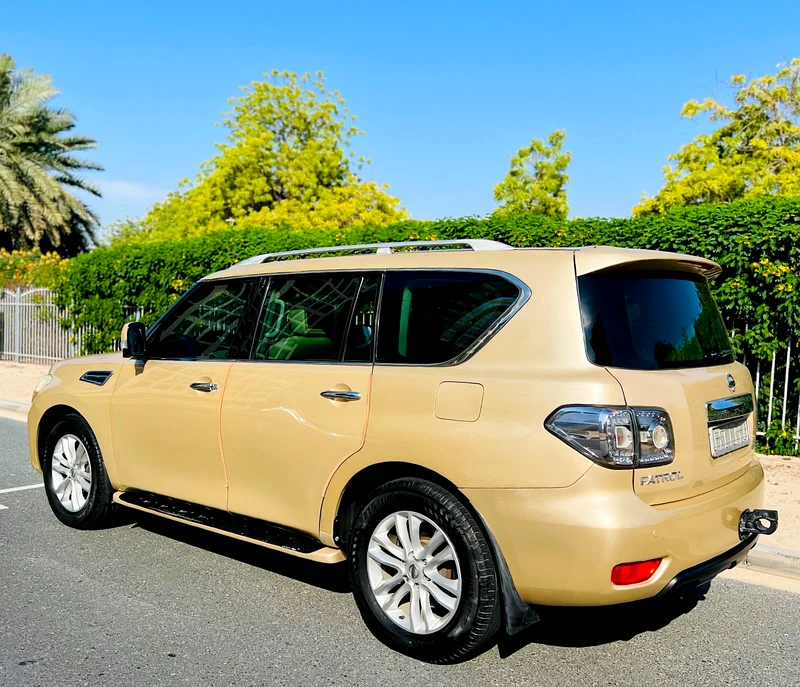نيسان باترول LE 5.6 V8 | 400 حصان | 2012 | خليجي | ذهبي | 5 كاميرات | رادار | 49,000 درهم63228786694403113