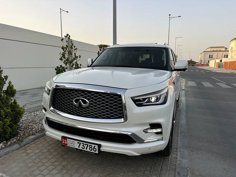 For sale: Infiniti QX80, Gulf specification, agency paint, and in agency condition632238154163221118
