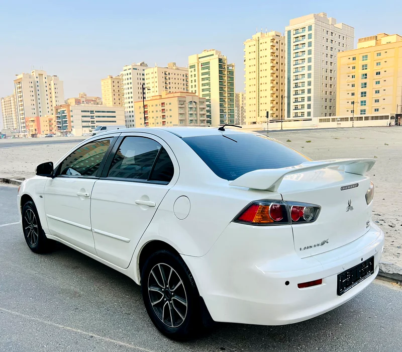 ميتسوبيشي لانسر EX GLS 2.0 | 2016 | خليجي | شاشة كبيرة لـ CarPlay | 94,869 كم | 24,000 درهم إماراتي عرض سريع63225309368705111