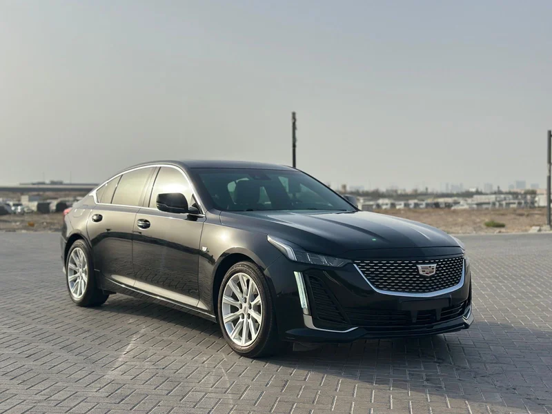 كاديلاك CT5 2021 | 55,000 كم | مواصفات يابانية | لون أسود خارجي، ألوان داخلية سوداء | سيدان رياضية فاخرة62929647860097112
