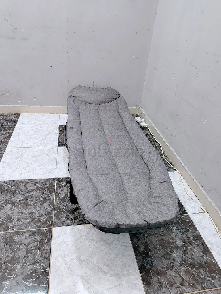 كرسي أطفال قابل للطي - مثالي للآباء الذين يتنقلون!63195108956675111