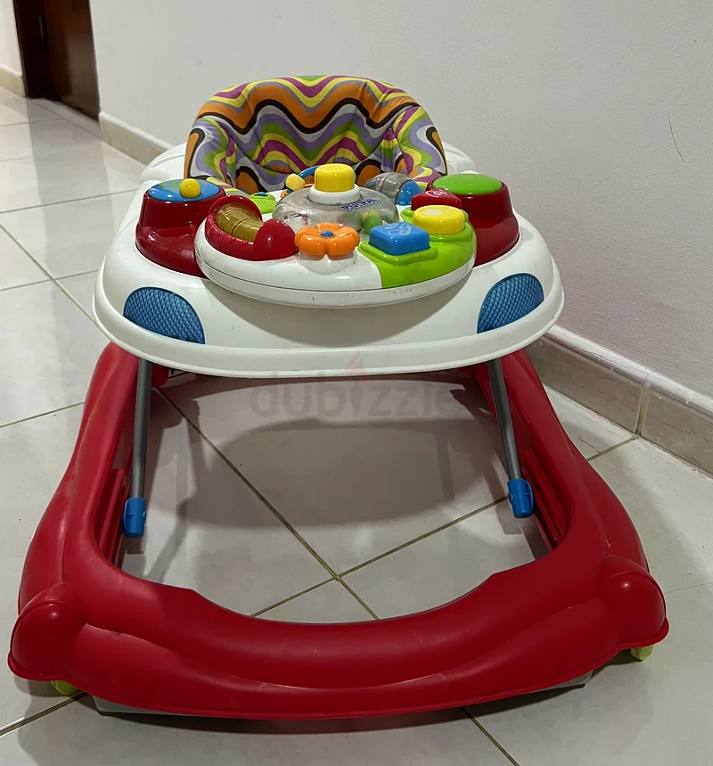 عربتان للأطفال بسعر واحدة (مستعملة - سنة واحدة)63204255408769111