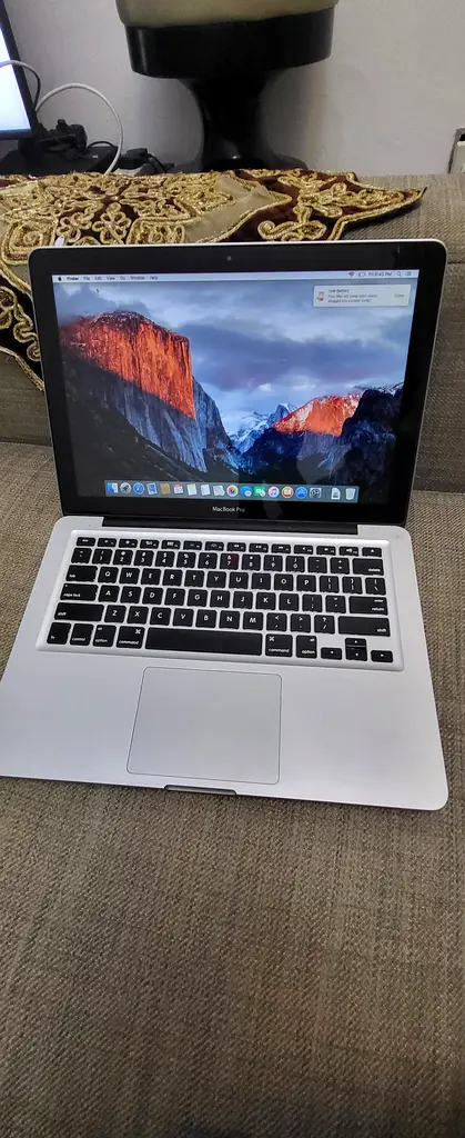 Macbook pro 201263254995008514112