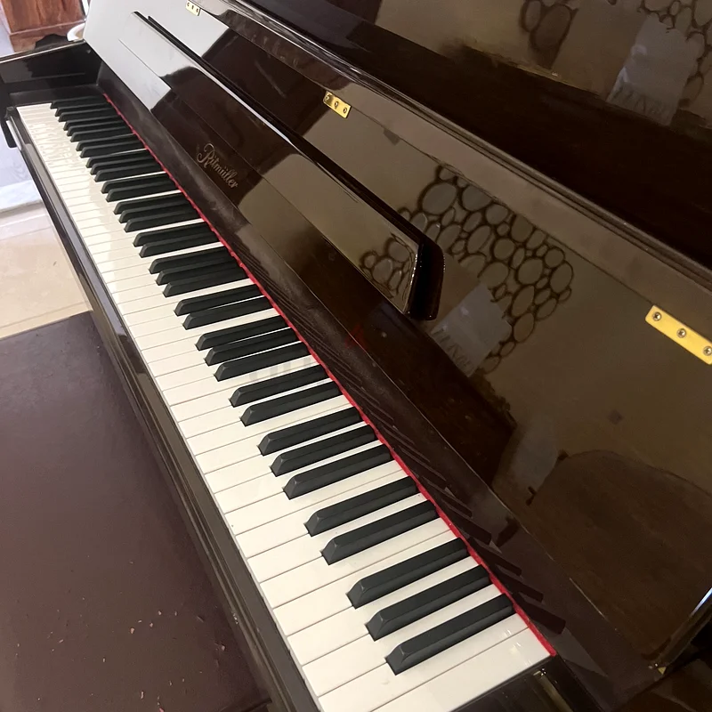 Piano63206383617666111