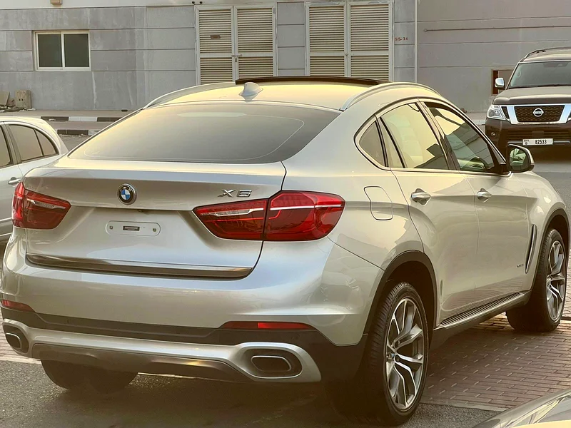 BMW X6 - 2016 Gulf, fully loaded, in excellent condition.
No maintenance required.63229279330049113
