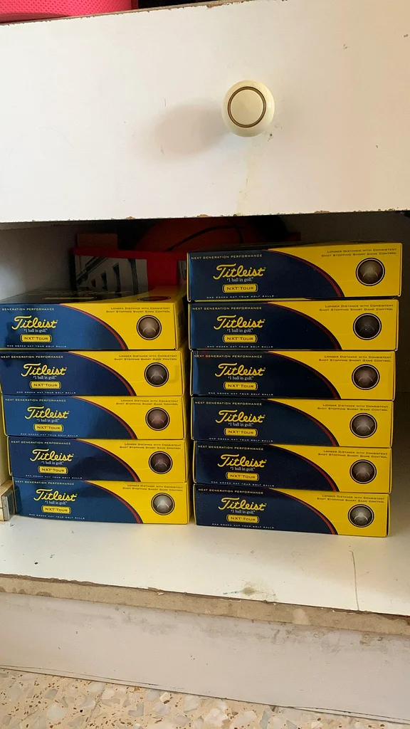 أطلق العنان لألعابك مع كرات الغولف Titleist NXT Tour!63246748044673112