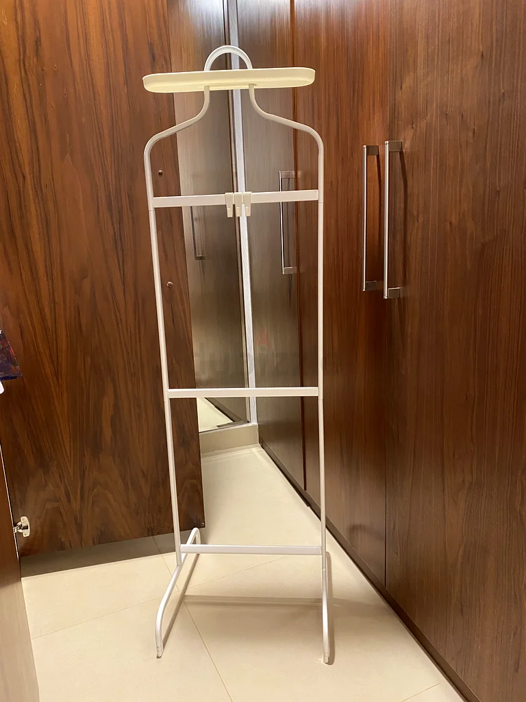 Ikea white clothes rack / stand / Mulig hanger63184726369410112