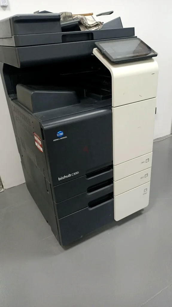Used Konica Minolta Bizhub C300i Multifunction Printer for Sale!63258138176641110