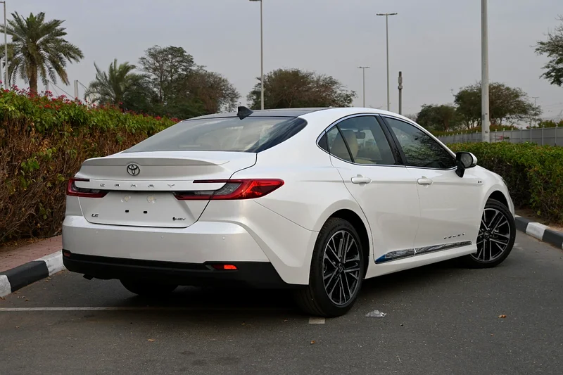 Toyota Camry 2.5L Hybrid ONLY FOR EXPORT63167095300995113