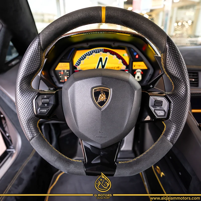2017 LAMBORGHINI AVENTADOR  SV GCC DONE ONLY 13,000KM63139217687938114