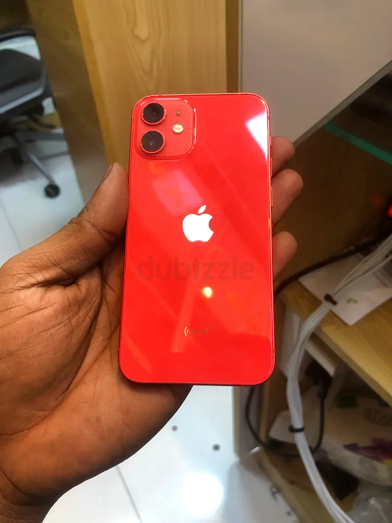 Iphone 12 mini 128 neat n clean
