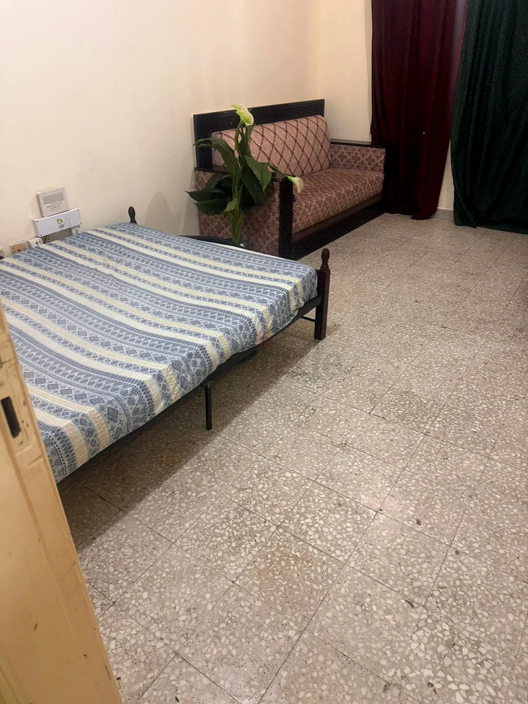 Fully Furnished room for Family in Shabiya 12.63143497853955114