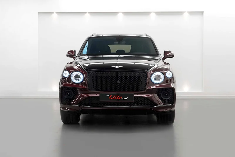2021 بنتايجا V8 أول إصدار / قيادة منخفضة63134991386754114