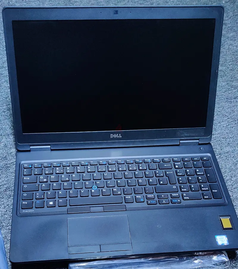Laptop63256601564803112