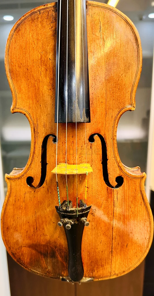For Sale: Antique Violin (circa 1830)63229682294914111