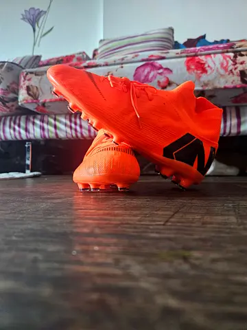 Vibrant Orange Football boots - size 40eu