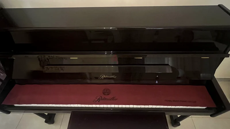 Piano63206383617666114