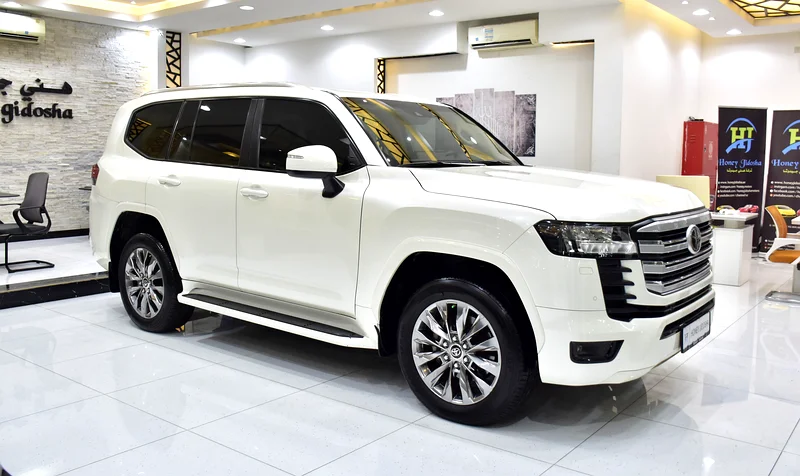 AED 4,190 EMi at 0% DP | Toyota Land Cruiser GXR ( 2022 Model ) in White Color GCC Specs63158802289537112