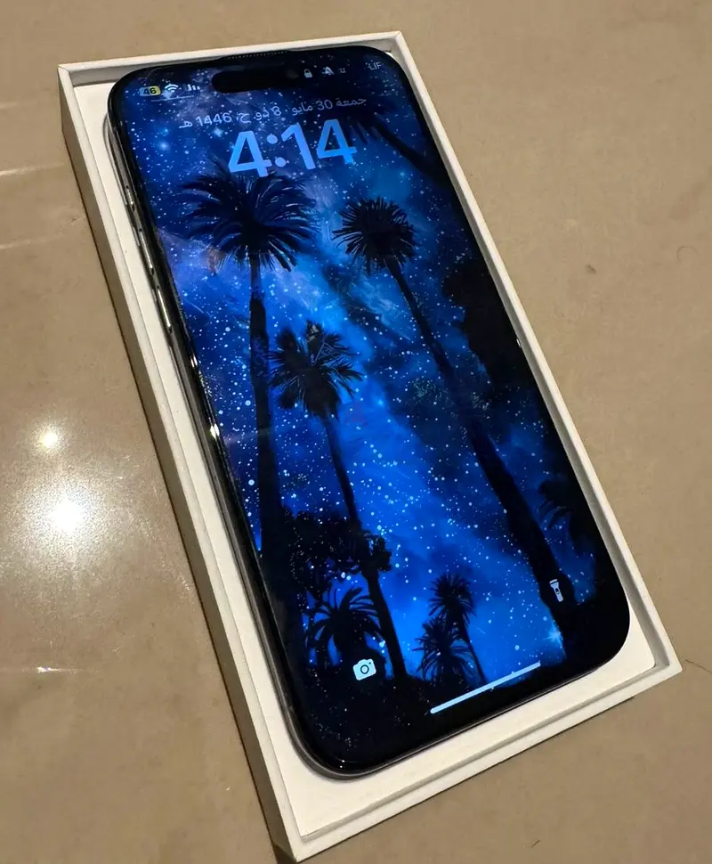 iphone 1563213431352706113