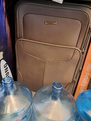 Suitcase medium size 43 cm x 63 cm